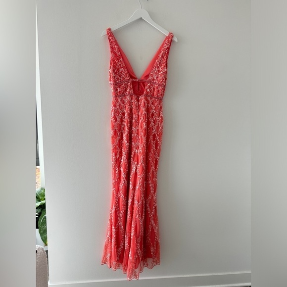 MAC DUGGAL Pink Sequined Plunge Neck Sleeveless Column Gown in Coral 8 - Picture 9 of 12